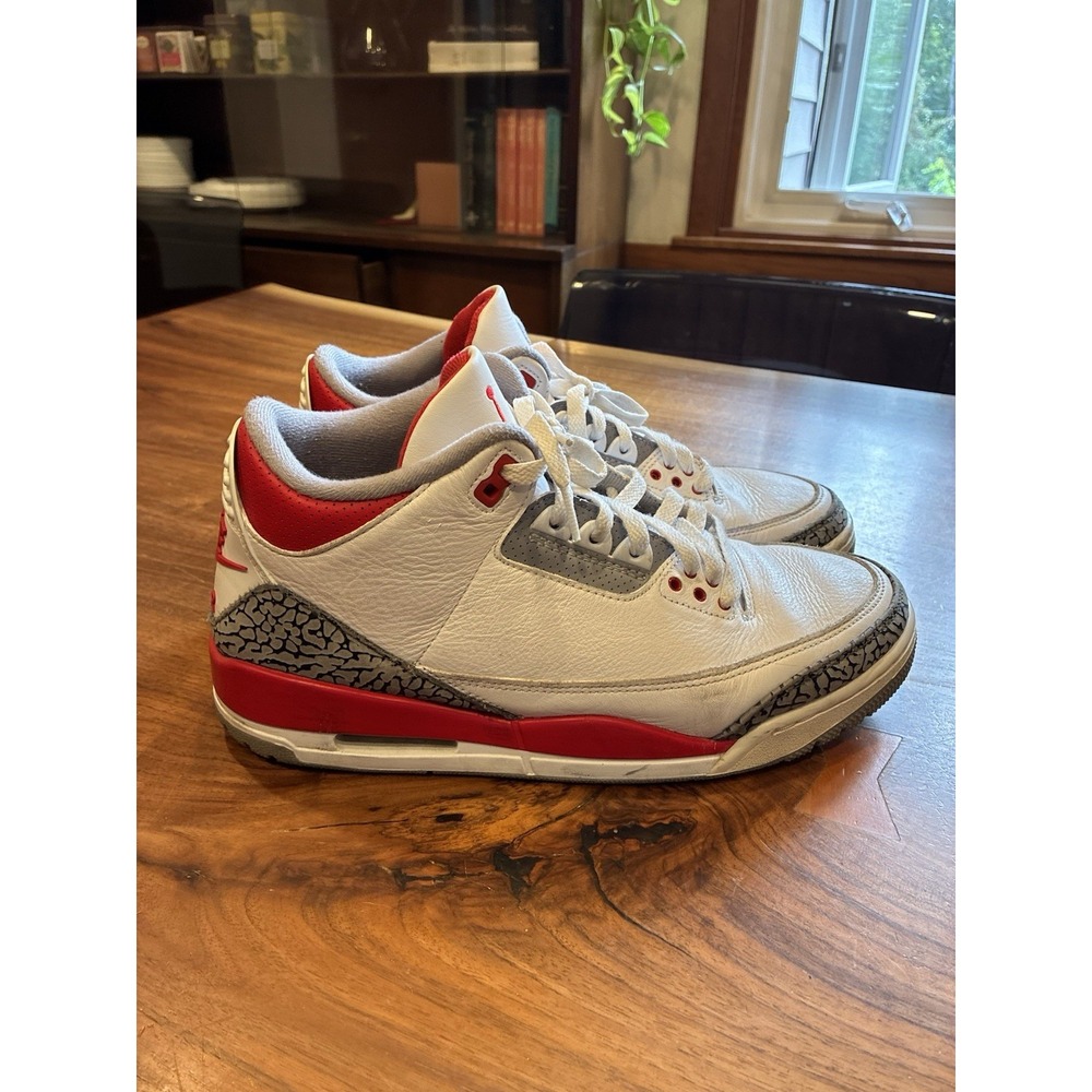 Nike Air Jordan 3 Retro Fire Red GS Size 10.5